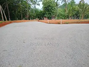 Land In Divulapitiya