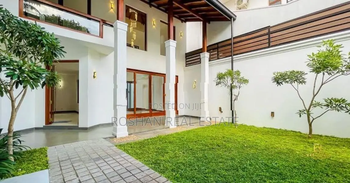 SUPER LUXURY HOUSE FOR SALE PITAKOTTE BEDDAGANE CH2606