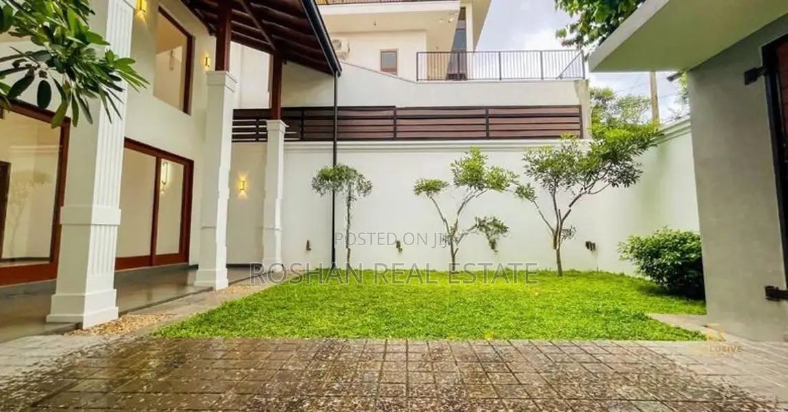 MODERN HOUSE FOR SALE BEDDAGANA PITAKOTTE CH2607