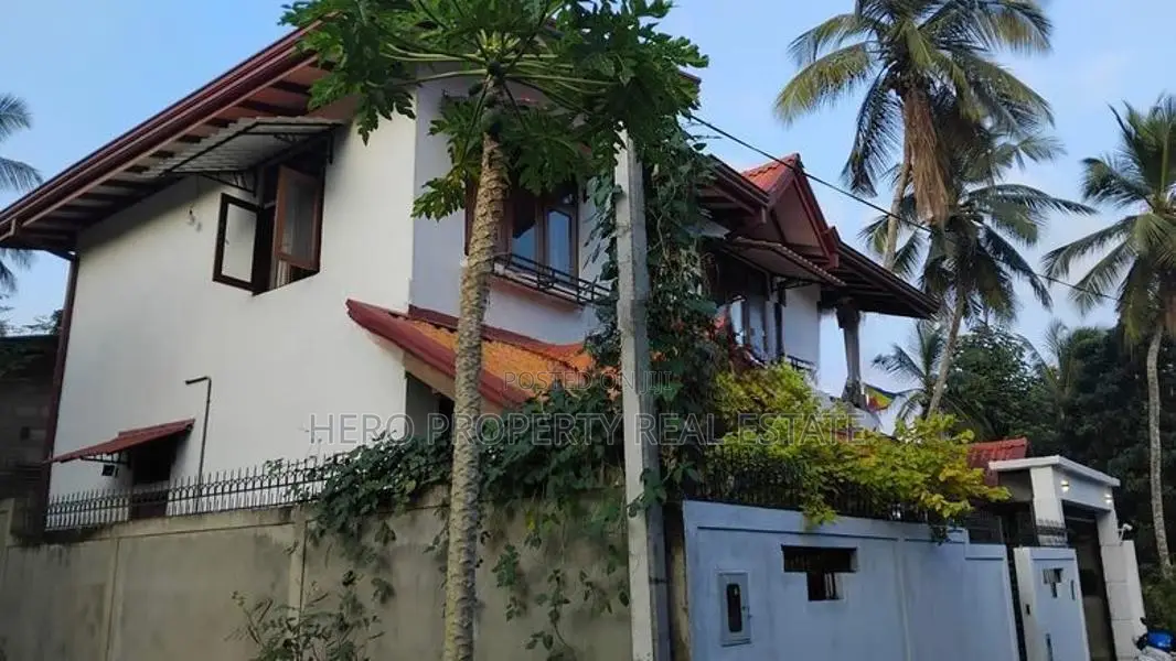 Two Storey House for Sale in Naranwala