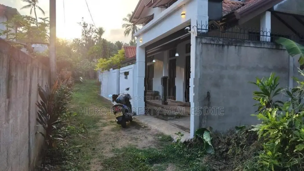 Two Storey House for Sale in Naranwala