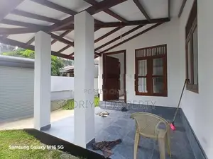 තනිමහල් Brand New සුඛෝපභෝගී නිවසක් විකිණීමට - Piliyandala Miriswattha