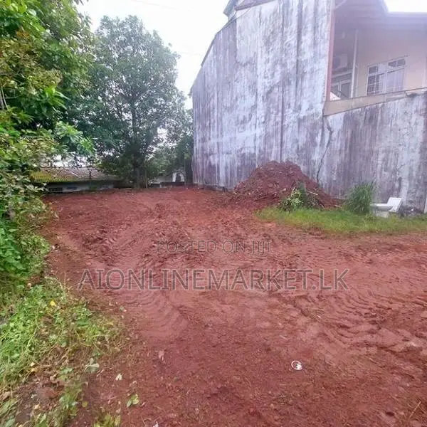 Talawathugoda Land for Sale