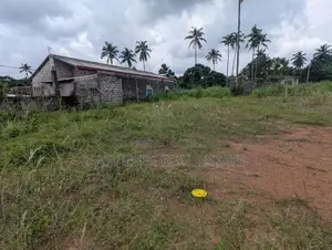 යක්කල කලගෙඩිහේන නගර වලට ආසන්නයෙන් පර්චස් 12.5ක වටිනා ඉඩමක් /ST 11058