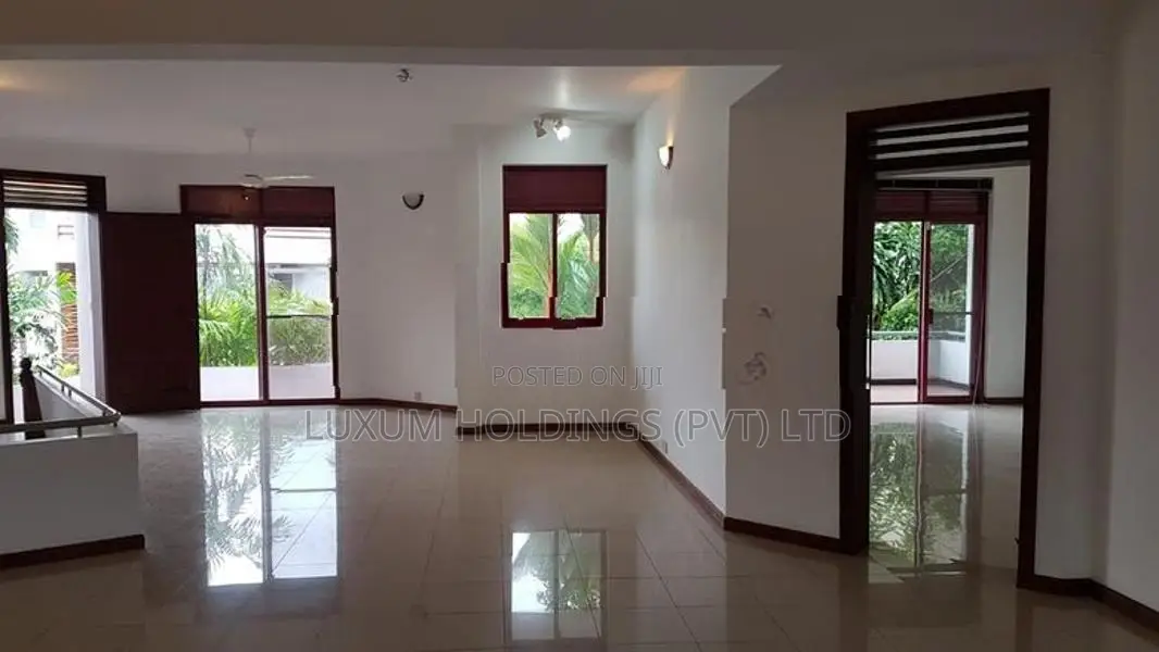 Luxury House For Rent Off Overseas school Battaramulla [ 1856C ]