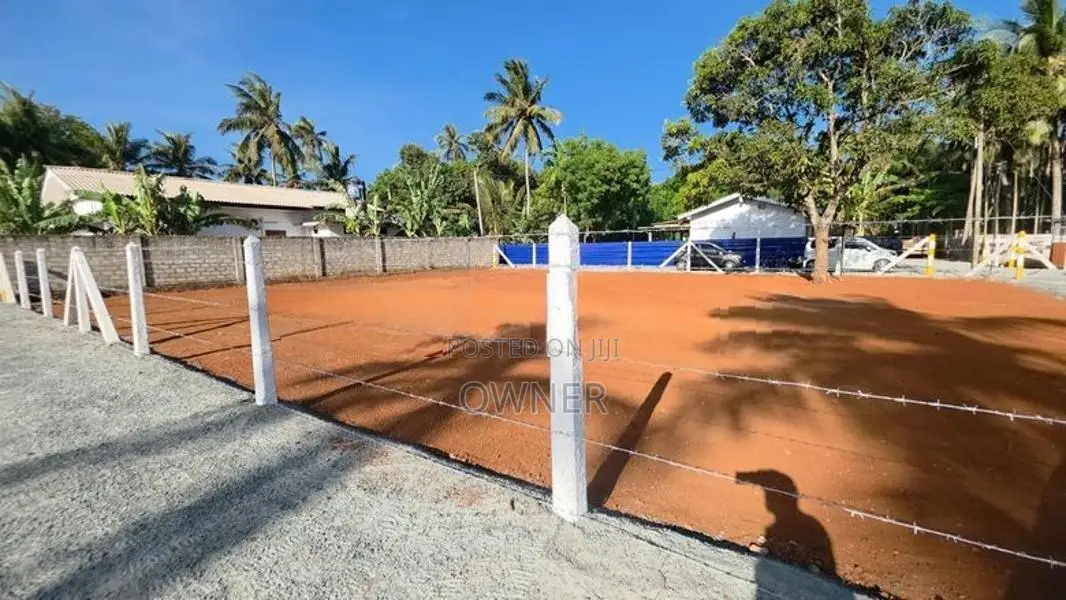 காணி விற்பனைக்குண்டு