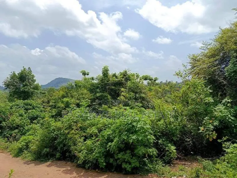 කළුතර – ගමගොඩින් කදිම බිම් කොටසක්