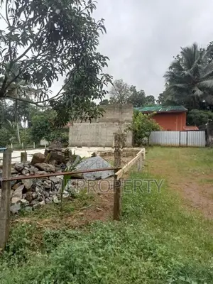 ( IS-1067) Valuable Residential Bare Land Sale in Padukka