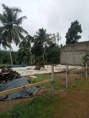 ( IS-1067) Valuable Residential Bare Land Sale in Padukka