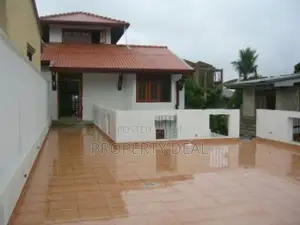 3 Storey 6 Bedroom House for Sale in Kohuwala - Pdh23