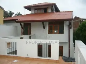 3 Storey 6 Bedroom House for Sale in Kohuwala - Pdh23