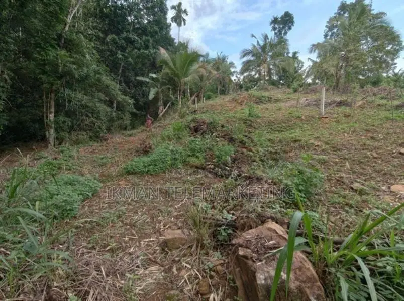 Land for Sale in Gampola