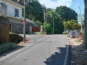 Herassagala Main Road Facing Land