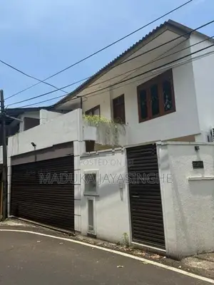 Two Storey House for Sale in Nugegoda