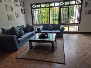 SUPER LUXURY HOUSE FOR RENT COLOMBO 7 CHI2617