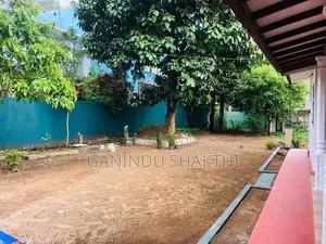 Spacious 3 Bedroom House for Rent in Athurugiriya