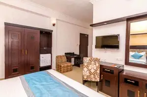45 Bedrooms Hotel For Rent - Mount Lavinia