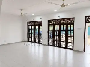 Spacious 3 Bedroom House for Rent in Athurugiriya