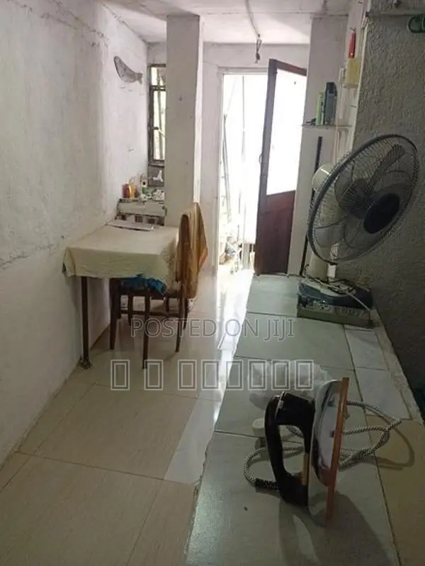 Single Room for Rent in Moratuwa Town (for Boys/Gentlemen)