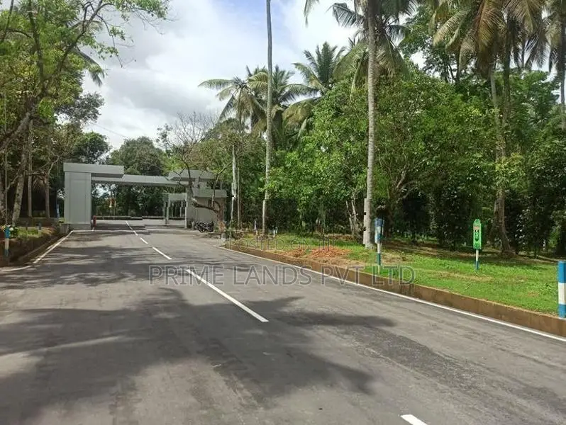 Land In Yakkala