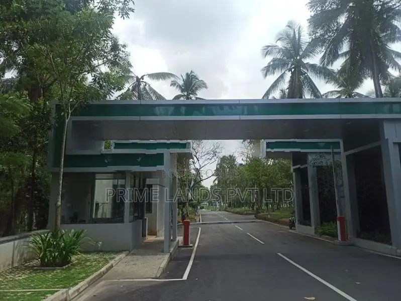 Land In Yakkala