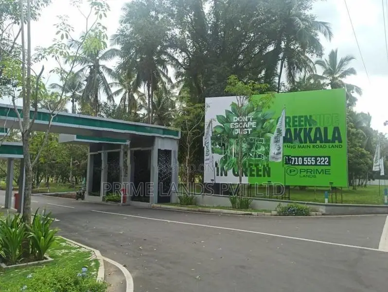 Land in Gampaha