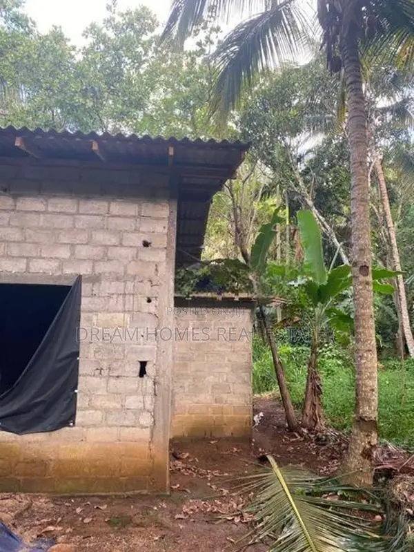 Spacious Land with Semi-Finished House for Sale – Near Ella