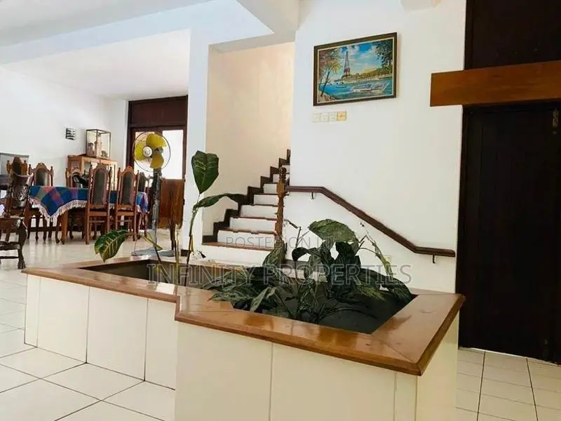 (AFA271) 02 Storey House with 80P Sale at Nugegoda
