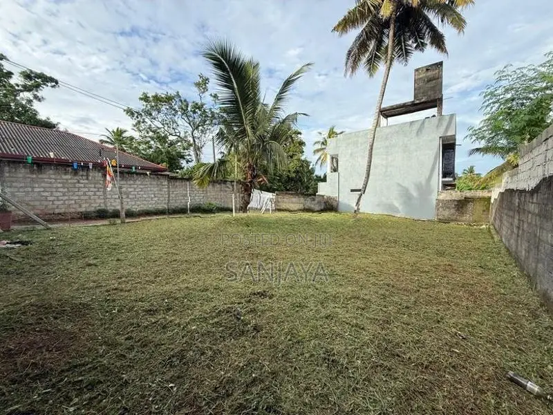 10 Perch Land for Sale- Maharagama