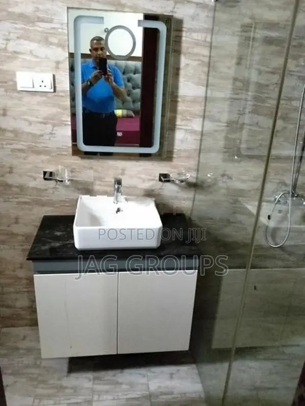 4 Br Luxury Apartment for Sale - Colombo 5