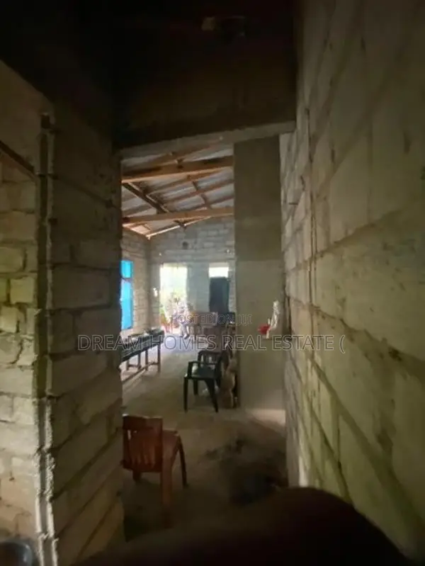 Spacious Land with Semi-Finished House for Sale – Near Ella