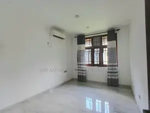Luxury 3-Storey House for Rent in Pannipitiya