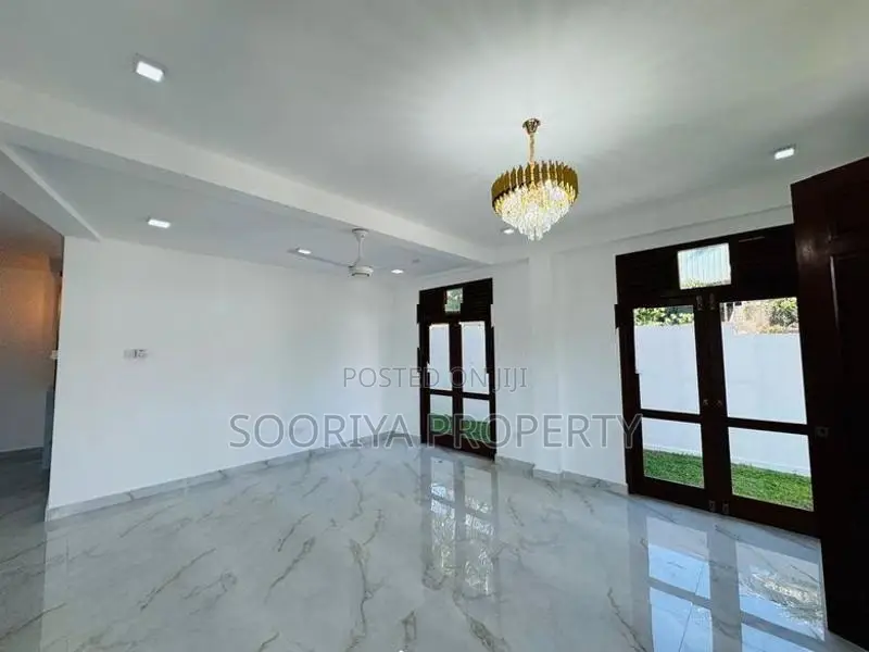 Brand New 2 Storey Luxury House for Sale with Rooftop - Piliyandala