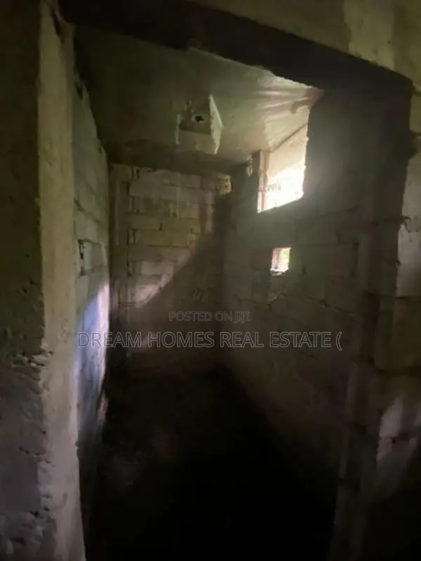 Spacious Land with Semi-Finished House for Sale – Near Ella