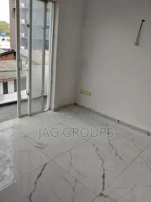 3BR Luxury Apartment for Sale Colombo 5