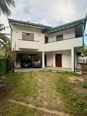 Two Story House ground Floor for Rent in Athurugiriya