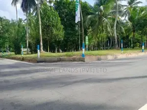 යක්කල නගරයෙන් සුපිරි බිම් කොටස්
