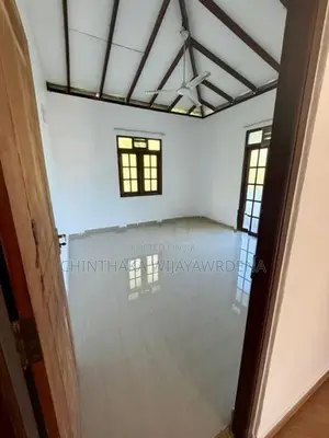 Two Story House ground Floor for Rent in Athurugiriya