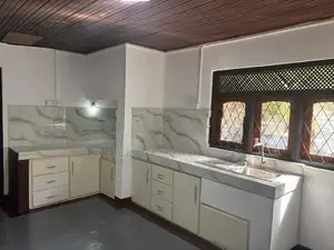 House Rent in Ampitiya
