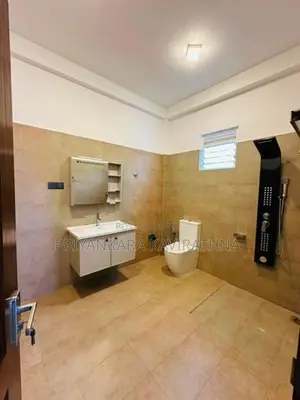 Mordern Luxury 3 Storied House - Boralesgamuwa