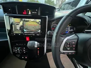 Toyota Roomy Custom G 2023