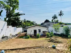 මාලඹේ නගර මධ්‍යයෙන් පර්චස් 17.4 වටිනා නේවාසික ඉඩම / KK 13131