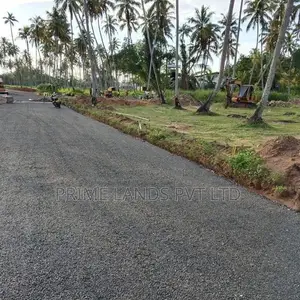 පැල්ලන්දෙණිය හන්දියෙන්ම සුපිරි ඉඩමක්