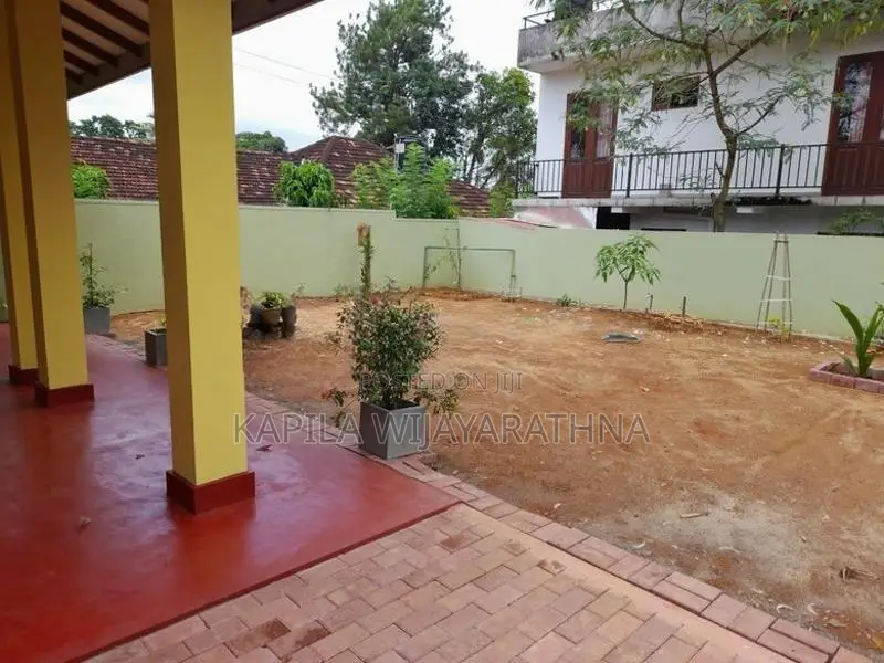 House for Sale Akarawita