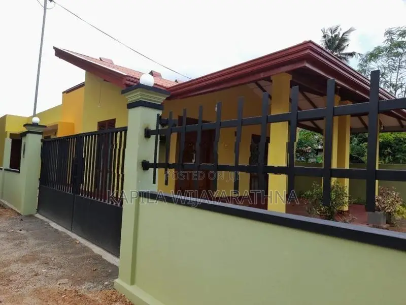 House for Sale Akarawita