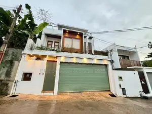 Super Luxury Three Storey House for Sale Battaramulla