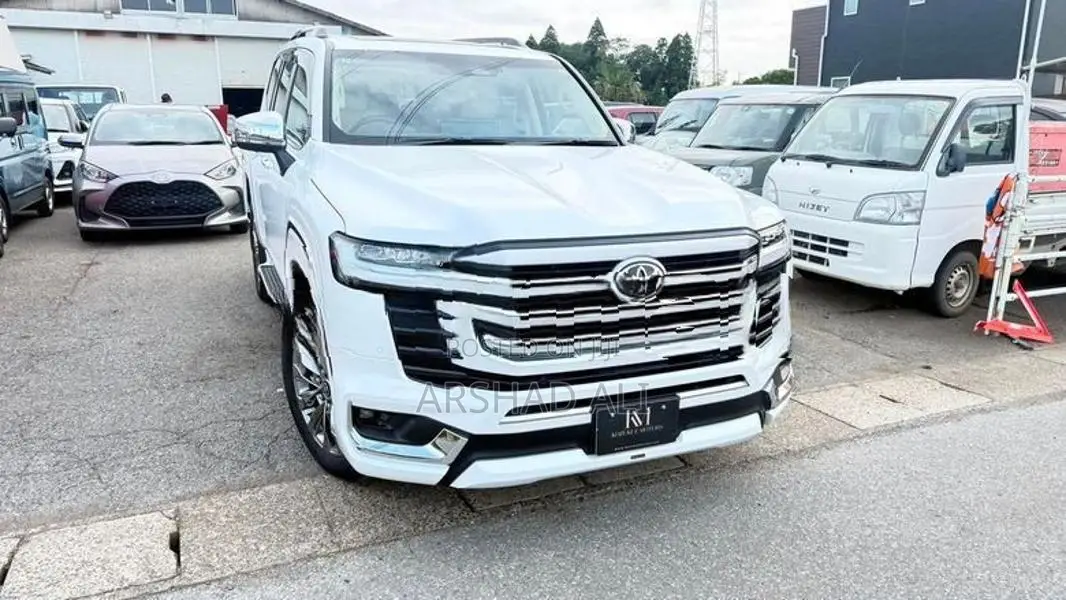 Toyota Land Cruiser Prado ZX LC300 2025