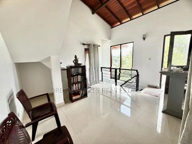 House for Sale on Kahawita Road, Attidiya
