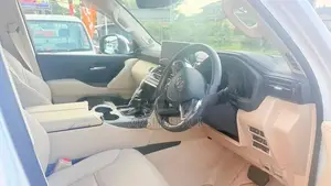 Toyota Land Cruiser Prado ZX LC300 2025