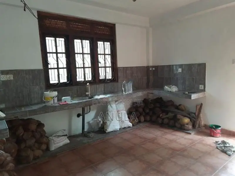 House for Sale in Kadugannawa